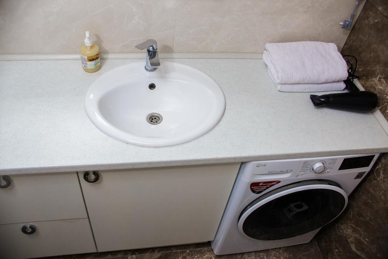 Pearl Of Odessa Apartment Екстериор снимка